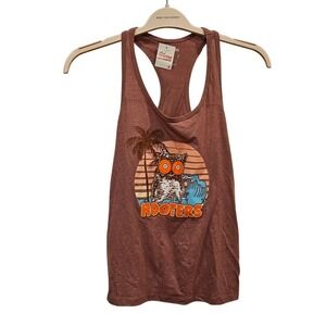 Hooters Womens Surfs Up Tank Top Racerback Owl Palm Tree Graphic Rusty Rose S